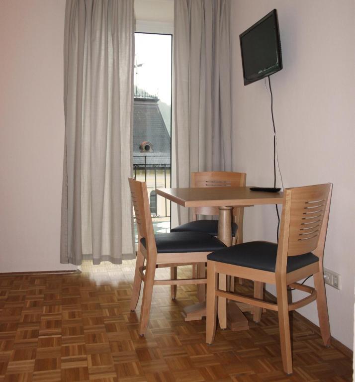 Hotel Hirschen Bad Gastein Habitación foto